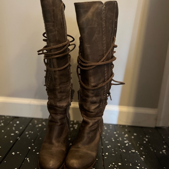 Size 6 FreeBird Carver Boot Handmade Leather Excellent Condition! $300 - Picture 8 of 8